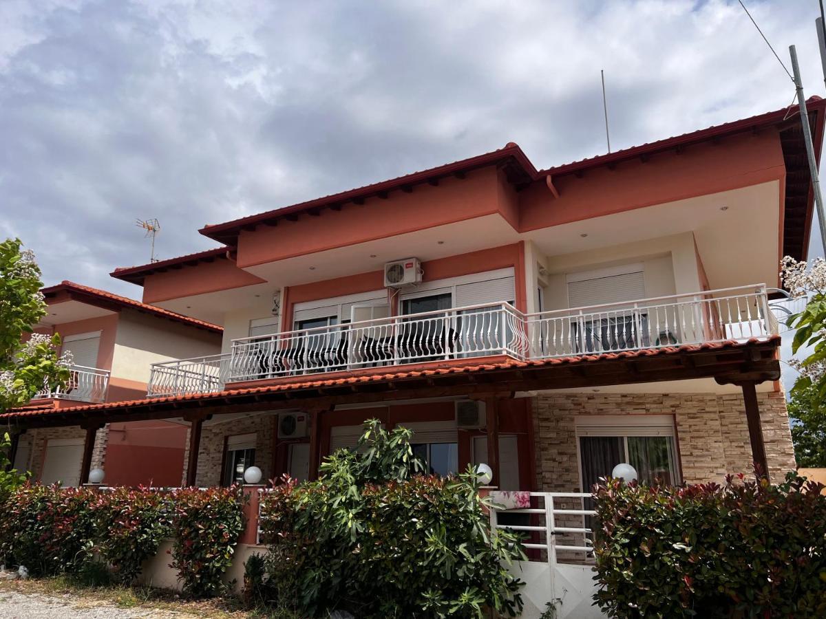 Theodora Villas Paralia Dionysiou Exterior photo