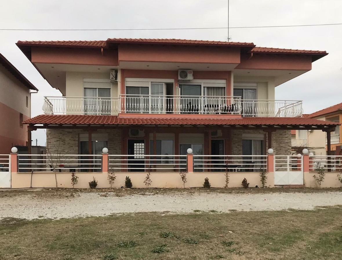 Theodora Villas Paralia Dionysiou Exterior photo